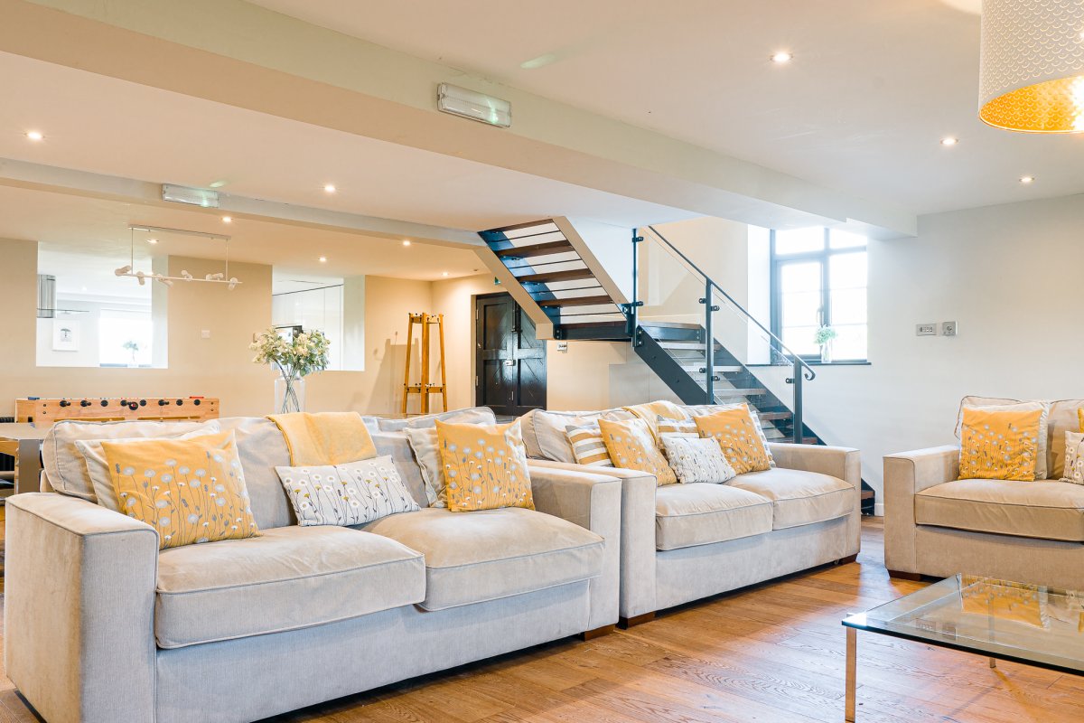 Great lounge area